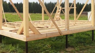 Сарай на винтовых сваях или хозблок на сваях Азов цена от 2498 руб. / шт.